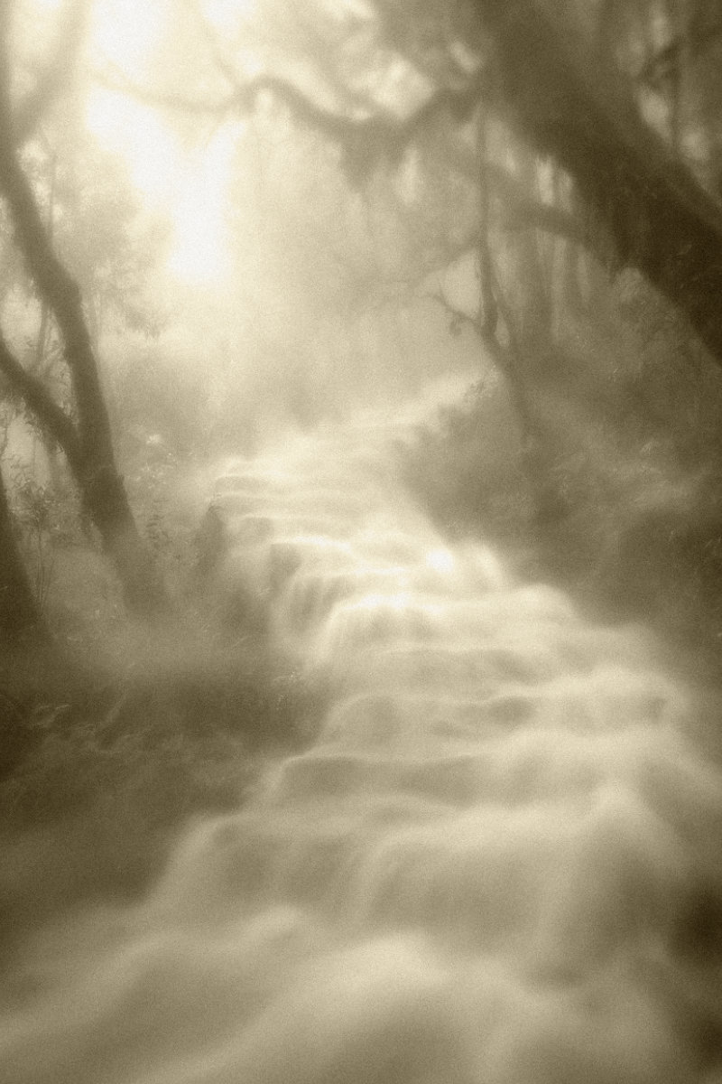 Transient spaces - places that exist only while passing through